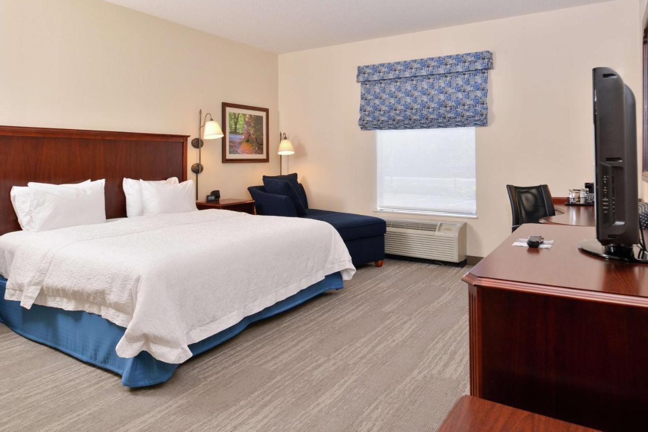Hampton Inn Harrisonburg South Exterior photo