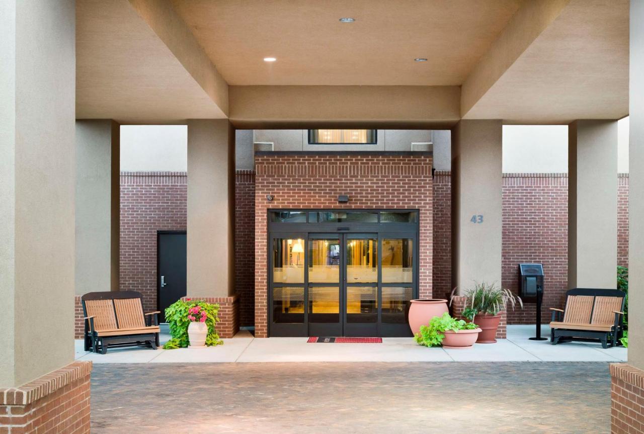 Hampton Inn Harrisonburg South Exterior photo