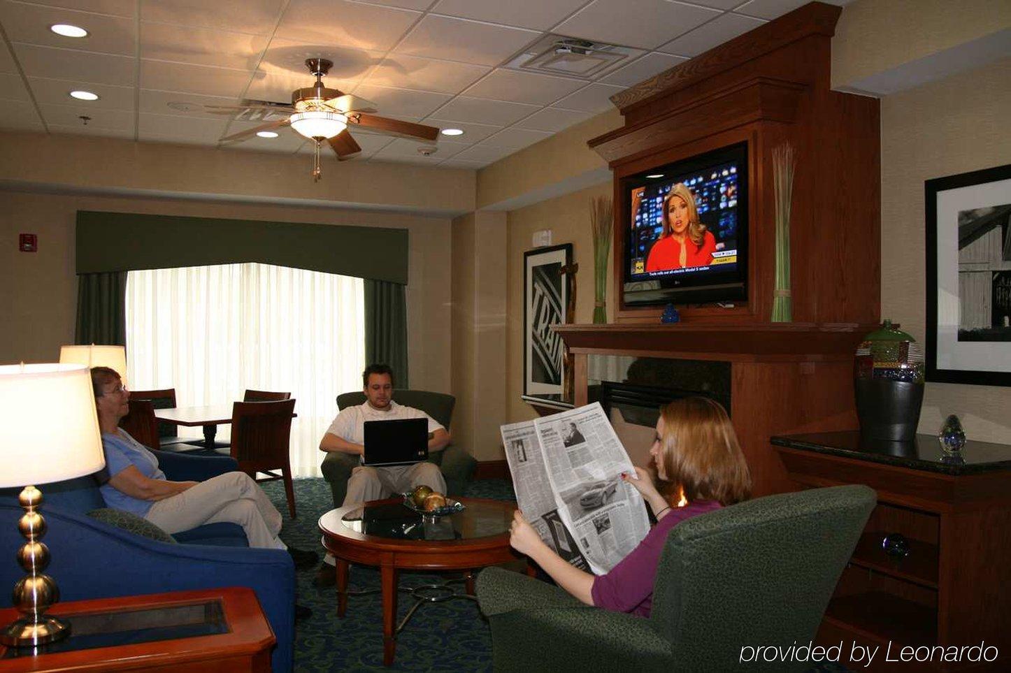 Hampton Inn Harrisonburg South Interior photo