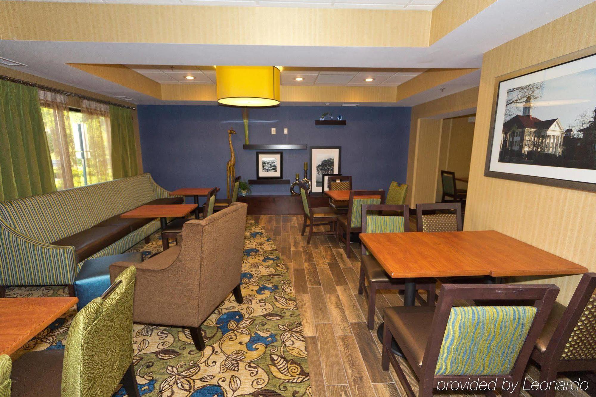 Hampton Inn Harrisonburg South Exterior photo